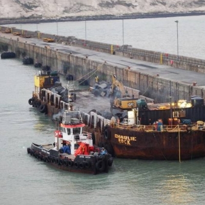 Bescherming van Yokohama de Rubbermarine floating fender for ship
