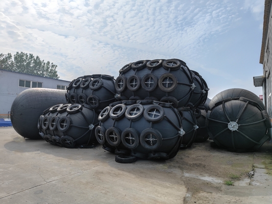 het Stootkussen van 50Kpa 80Kpa Marine Yokohama Pneumatic Type Rubber voor het Dokken van Boot