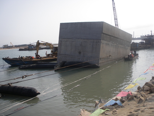 Het drijven Luchtkussenberging Marine Rubber Airbags Pneumatic Airbag voor Schip Lancering