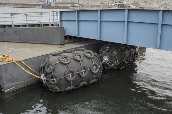 50kpa opblaasbare Pneumatische Marine Natural Rubber Fender