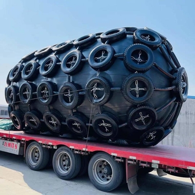 50KPa 80KPa Yokohama Pneumatische rubber fender met ketting en bandennet