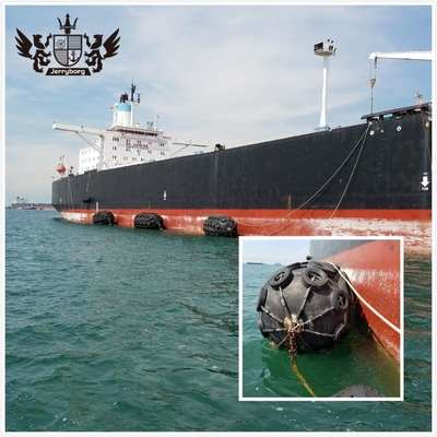 Japanse fender Yokohama Floating Type Marine Pneumatic Rubber Fender met keten en banden