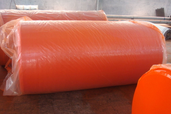 Polyurea-elastomeer-polyurethaan-marine-schuim gevulde rubberfender voor boot en dok