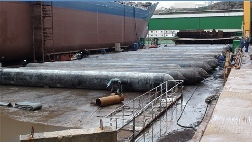 Schip de Opblaasbare Op zwaar werk berekende Luchtkussens van het Lanceringsluchtkussen voor het Opheffen