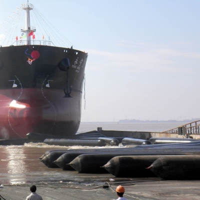 Boot die Rubber de Rolzakken van het Luchtkussennatuurrubber met het Certificaat van BV lanceren