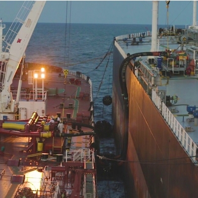 Natuurrubber Op zwaar werk berekende Flexibele Marine Oil Hose
