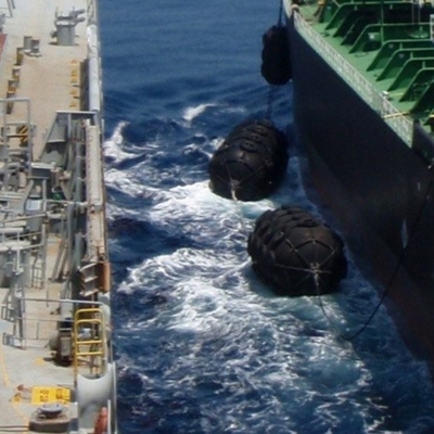 En schipbumpers Opblaasbare Marine Rubber Fender For Ship die aanleggen vastleggen