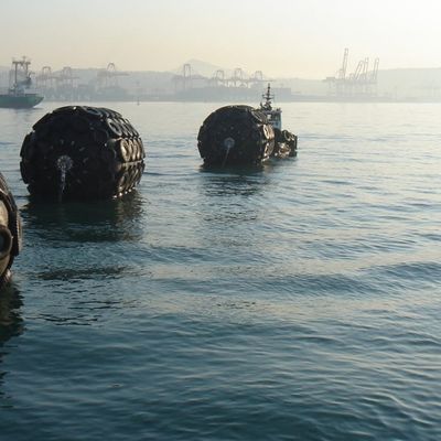 De Opblaasbare Pneumatische Rubberstootkussens van Marine Floating STS voor Dokbescherming
