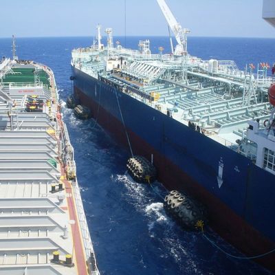 ISO17357 50 kpa 80 kpasts STD Yokohama Pneumatisch Drijvend Rubberstootkussen