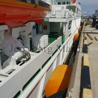 De Band en de Ketting van polyurethaanmarine floating foam fender with