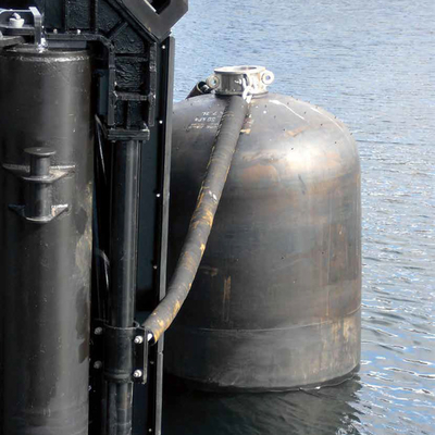 Onderzees Stootkussen Geschikt voor Onderzeeërs of Schepen het Waarvan Effectpunt onder de Waterlijn mag zijn.