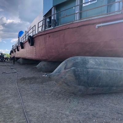 Natuurrubber Duurzame Drijvende Marine Airbag D0.8m*L12m voor Schip Lancering en het Droge Dokken